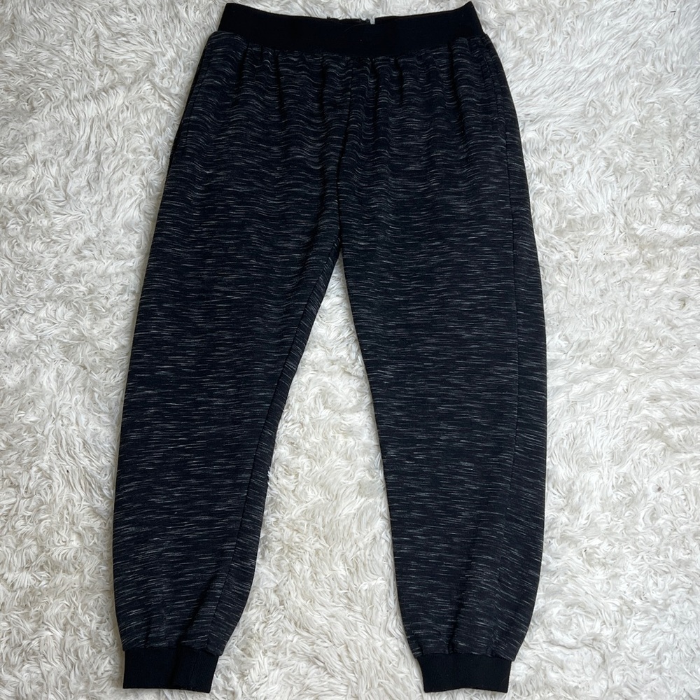 TAPOUT JOGGERS